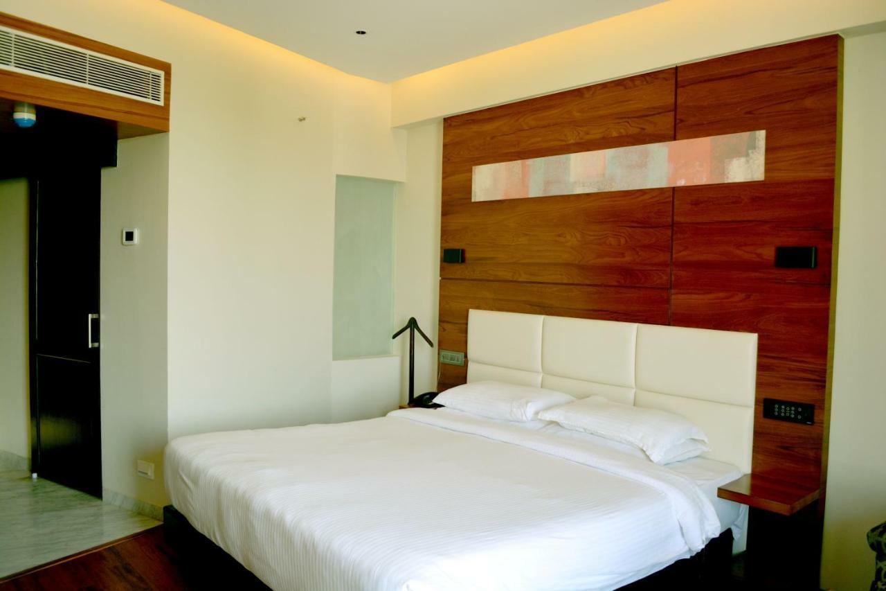 Rk Residency Hotel Tiruppur Exterior photo