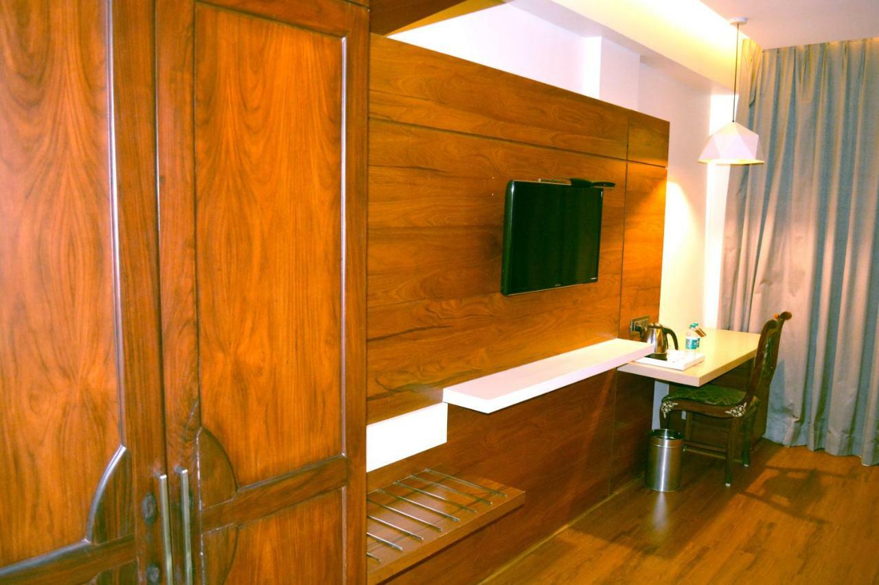 Rk Residency Hotel Tiruppur Exterior photo